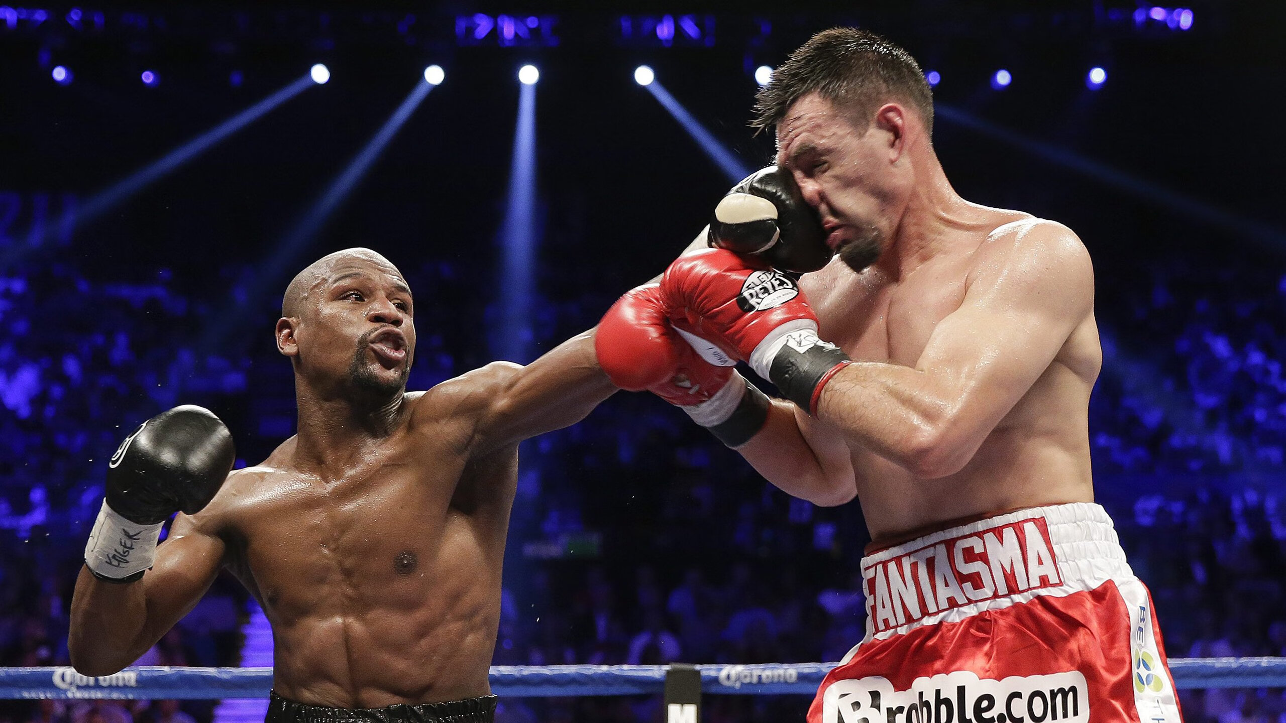 开云体育网站入口-大型电竞赛事的后勤保障：安全、交通与场馆管理全景盘点，电竞比赛现场布置